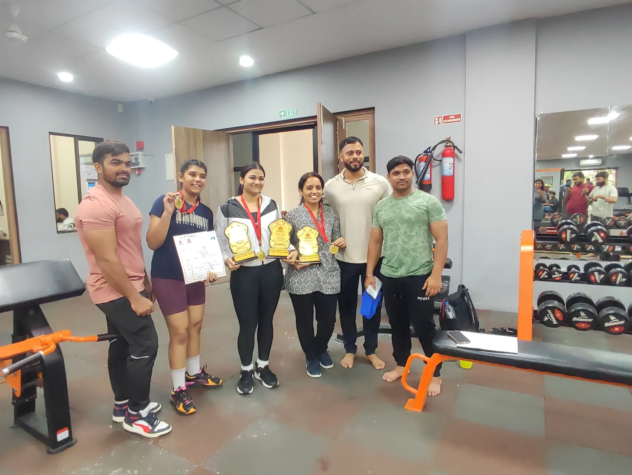Mountaineer AND Powerlifter — How Two Sports Make Me Stronger